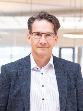 Univ.-Prof. Dipl.-Ing. Dr.techn. Thomas Thurner